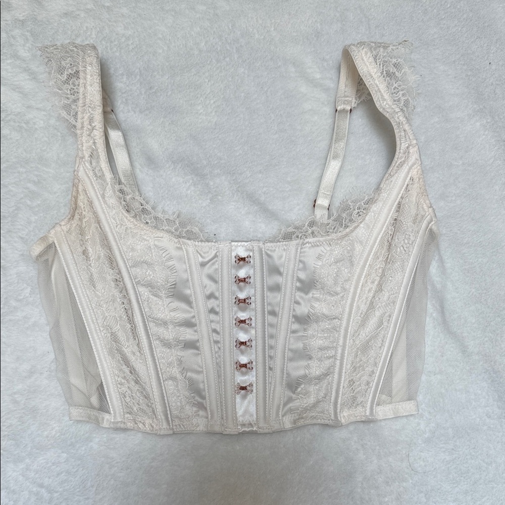 Victoria's Secret Ivory Lace Bustier